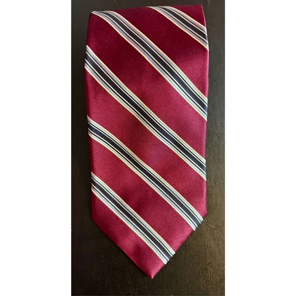 Brooks Brothers tie